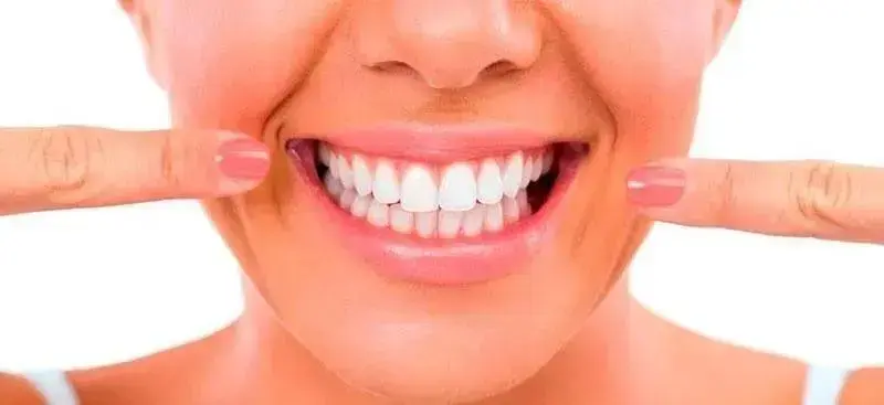 Dicas Profissionais para Manter seus Dentes Mais Brancos